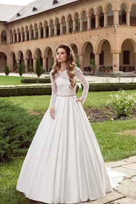 Abito da Sposa A Terra in Raso Spazzola Treno con Maniche Lunghe Elegante Vintage