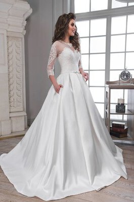 3 /4 länge Ärmeln bodenlanges extravagantes Brautkleid mit Applikation mit Tasche