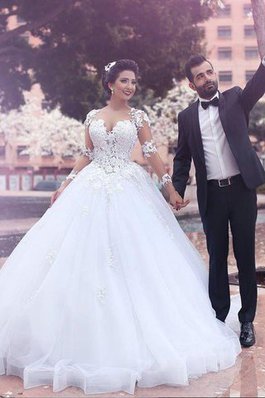 Gericht Schleppe Natürliche Taile Herz-Ausschnitt Ewiges Tüll Brautkleid