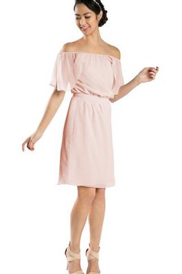 Robe de graduation avec manche courte d'epaule ecrite en chiffon avec nœud au niveau de genou