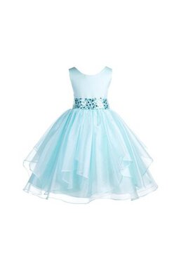 Robe de cortège enfant naturel brillant plissé longueur au ras du sol en organza