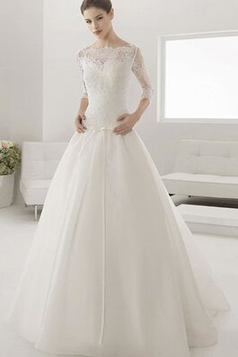 Robe de mariée textile en tulle ceinture de col bateau boutonné de traîne courte