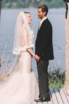 Abito da Sposa Spazzola Treno in Pizzo Sirena Naturale Senza Maniche con Piega