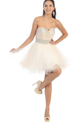 Robe de graduation sexy moderne en tulle manche nulle avec perle