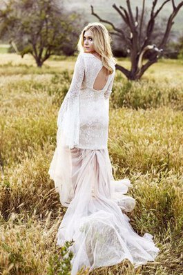 Robe de mariée nature facile trou de serrure encolure en carré avec manche longue