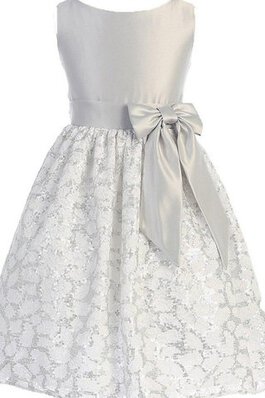 Ärmelloses Schaufel-Ausschnitt A-Line Blumenmädchenkleid mit Bordüre
