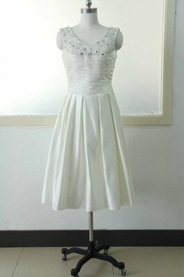 Robe de mariée a-ligne avec chiffon v encolure manche nulle avec fleurs