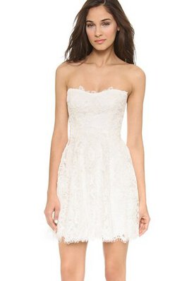 Robe de mariée bref de bustier avec sans manches appliques a-ligne