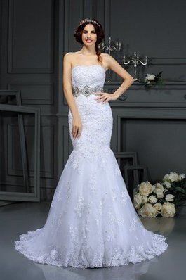 Robe de mariée distinguee longue de traîne moyenne avec lacets de sirène