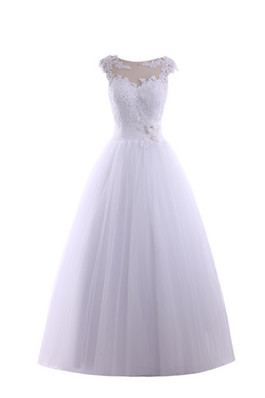 Robe de mariée extraodinaire brillant delicat chic avec rosette