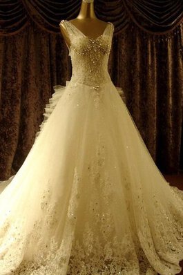 Robe de mariée romantique cordon v encolure avec perle avec nœud à boucles