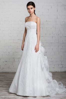 Abito da Sposa A-Line in Pizzo A Terra con Increspature senza spalline Coda A Strascico Corto