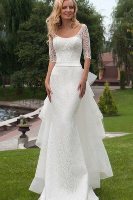 Robe de mariée distinguee avec zip ruchés longs en 1/2 manche col u profond