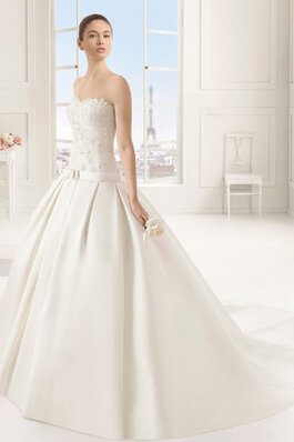 Robe de mariée formelle distinguee avec nœud pendant en dentelle