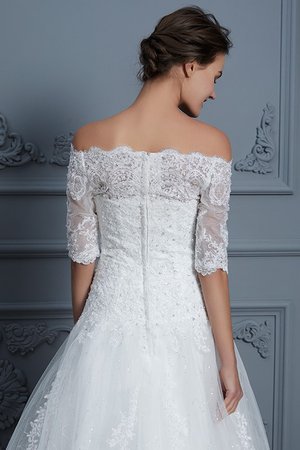 Robe de mariée d'epaule ajourée frappant en 1/2 manche balancement romantique - Photo 8