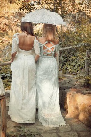 Robe de mariée avec manche courte epaule nue avec ruban ceinture en étoffe col u profond - Photo 2