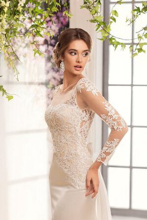 Robe de mariée long avec manche longue ceinture en étoffe avec nœud à boucles avec ruban - Photo 3