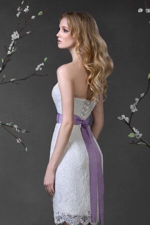 Robe de mariée naturel avec lacets de traîne moyenne de bustier avec sans manches - Photo 3