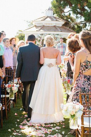 Robe de mariée romantique en chiffon haut bas col en forme de cœur fermeutre eclair - Photo 5