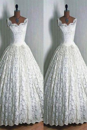 Ärmelloses Natürliche Taile Klassisches Herz-Ausschnitt Brautkleid mit Bordüre - Bild 1
