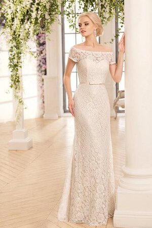 Schulterfrei luxus bodenlanges Brautkleid mit Gürtel mit gekappten Ärmeln - Bild 1