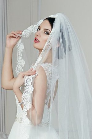 Robe de mariée elégant plissage modeste trou de serrure de col bateau - Photo 4