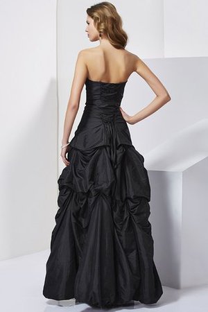 Robe de soirée longue en taffetas en forme de bustier orné de nœud à boucle - Photo 2