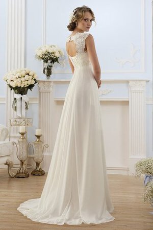 Robe de mariée romantique nature distinguee avec manche épeules enveloppants avec perle - Photo 2