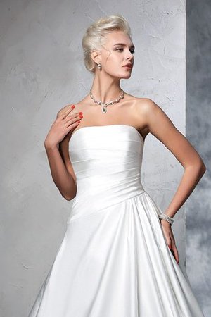 Abito da Sposa in Raso Stravagante Coda A Strascico Cappella Senza Maniche Ball Gown - Foto 7