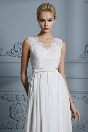 Gericht Schleppe Faszinierend Dom Besonderes Festliches Brautkleid - Bild 7