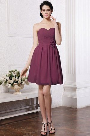 Chiffon Drapiertes Ärmelloses Mini Brautjungfernkleid mit Herz-Ausschnitt - Bild 4