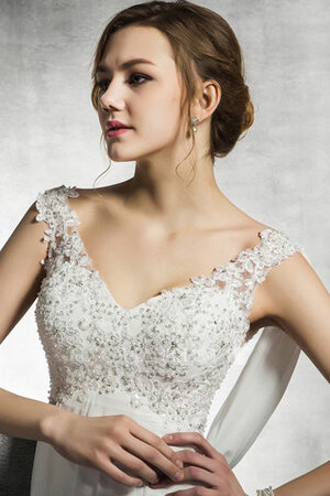 Vestido de Novia en Estire Satin de Largo de Cola Barriba de Fabuloso - Foto 5