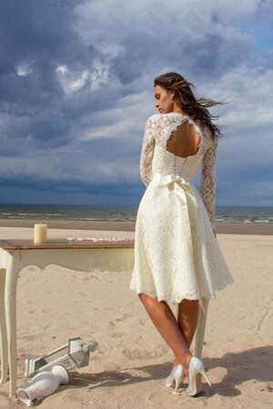 Plissiertes hoher Kragen Spitze Modern Brautkleid mit Rücken Schnürung mit Bordüre - Bild 2