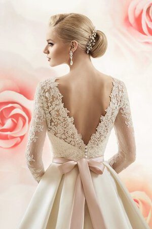 Robe de mariée intemporel v col profonde de lotus en satin de traîne moyenne - Photo 2