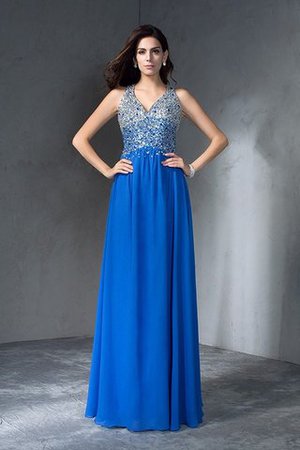 Robe de soirée longue avec sans manches de princesse avec chiffon v encolure - Photo 3