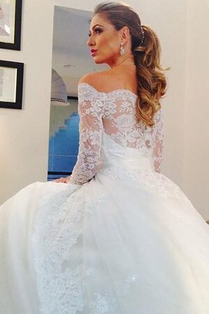 Spitze Empire Taille A-Line Sweep Zug Brautkleid mit Bordüre mit Pailletten - Bild 2