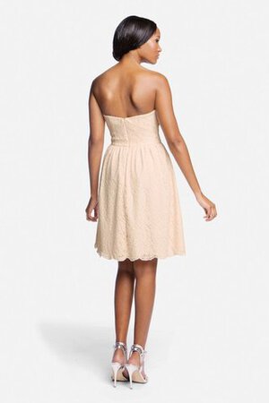 Moderno Vestido de Dama de Honor de Corte-A de Corto de Escote Corazón de Encaje Adorno - Foto 16