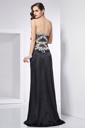 Sweep Train Ärmelloses Elastischer gewebter Satin Sittsames Abendkleid mit Herz-Ausschnitt - Bild 2