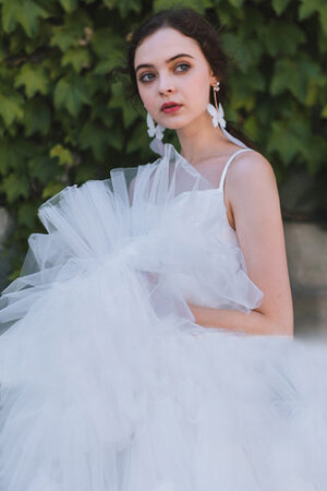 Abito da sposa con increspature assorbente in tulle a terra particolare all aperto - Foto 3