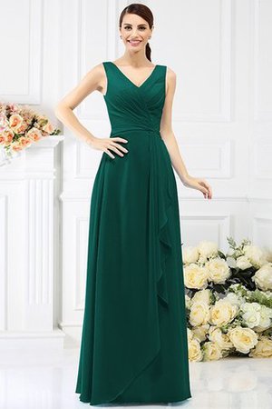 Robe demoiselle d'honneur longue de fourreau en chiffon avec perle v encolure - Photo 9