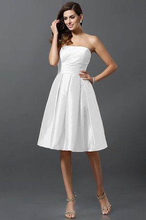 Robe demoiselle d'honneur courte naturel manche nulle a-ligne au niveau de genou - Photo 29