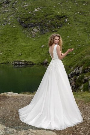 Gericht Schleppe Tüll plissiertes Spitze tiefer V-Ausschnitt einfaches Brautkleid - Bild 4