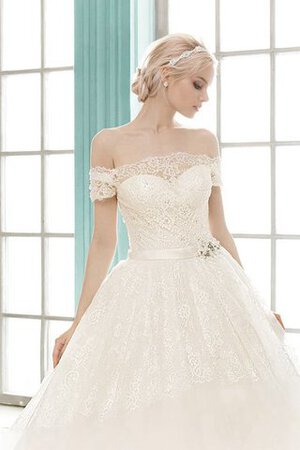 Abito da Sposa Naturale Coda A Strascico Corto con Fiore A Terra in pizzo Fuori dalla spalla - Foto 4