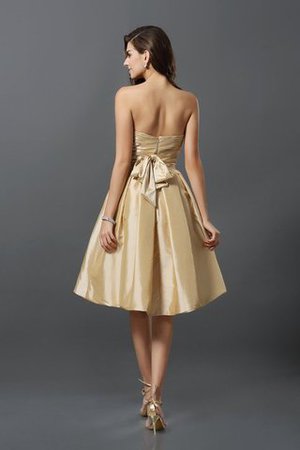 Robe demoiselle d'honneur courte naturel manche nulle a-ligne au niveau de genou - Photo 30