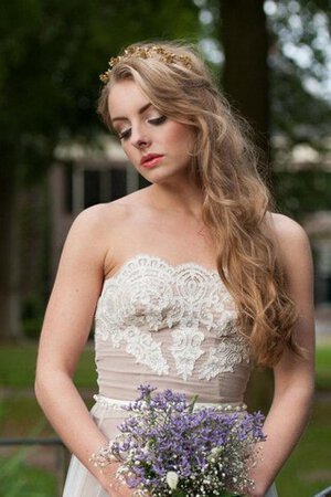 Abito da Sposa a riva con Perline in pizzo con Nastro in Tulle con Fusciacca - Foto 2