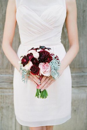 Chiffon Bateau Ausschnitt Ärmelloses mini Abschlusskleid mit kreuz - Bild 4