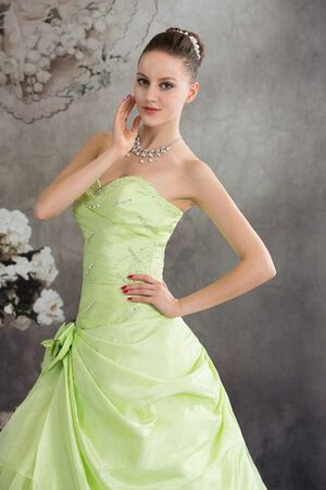 Robe de quinceanera pailleté ornée de mode de bal col en forme de cœur avec fleurs - Photo 8