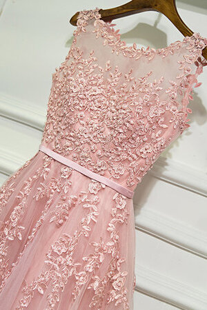 Vestido de Fiesta de Corte Recto en Encaje de Natural de Encantador - Foto 3