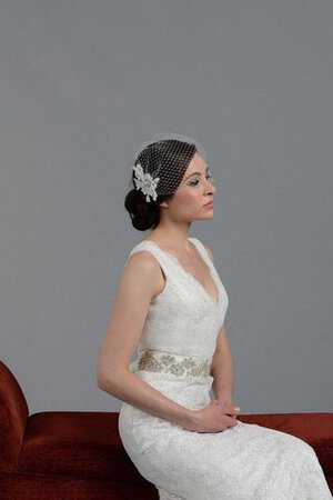 Reißverschluss Spitze V-Ausschnitt bodenlanges Brautkleid mit Bordüre mit Kristall - Bild 3