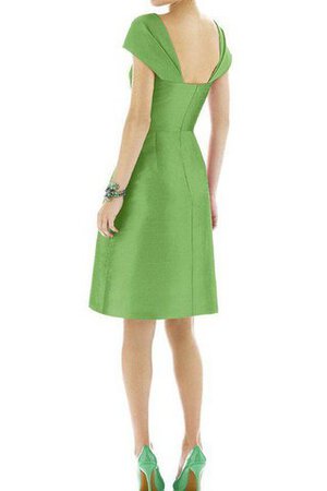Queen neckline A-Line Satin plissiertes knielanges Brautjungfernkleid - Bild 2